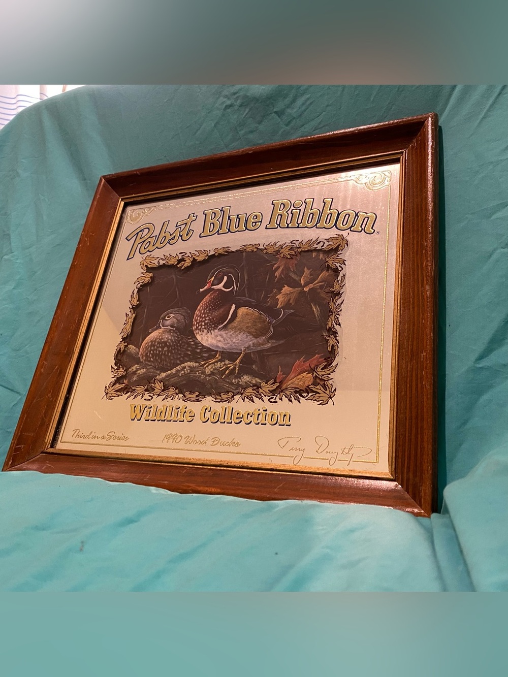 1990’s 1990 Pabst Blue Ribbon Beer Wooden Mirror Frame Wood Ducks VINTAGE NICE!